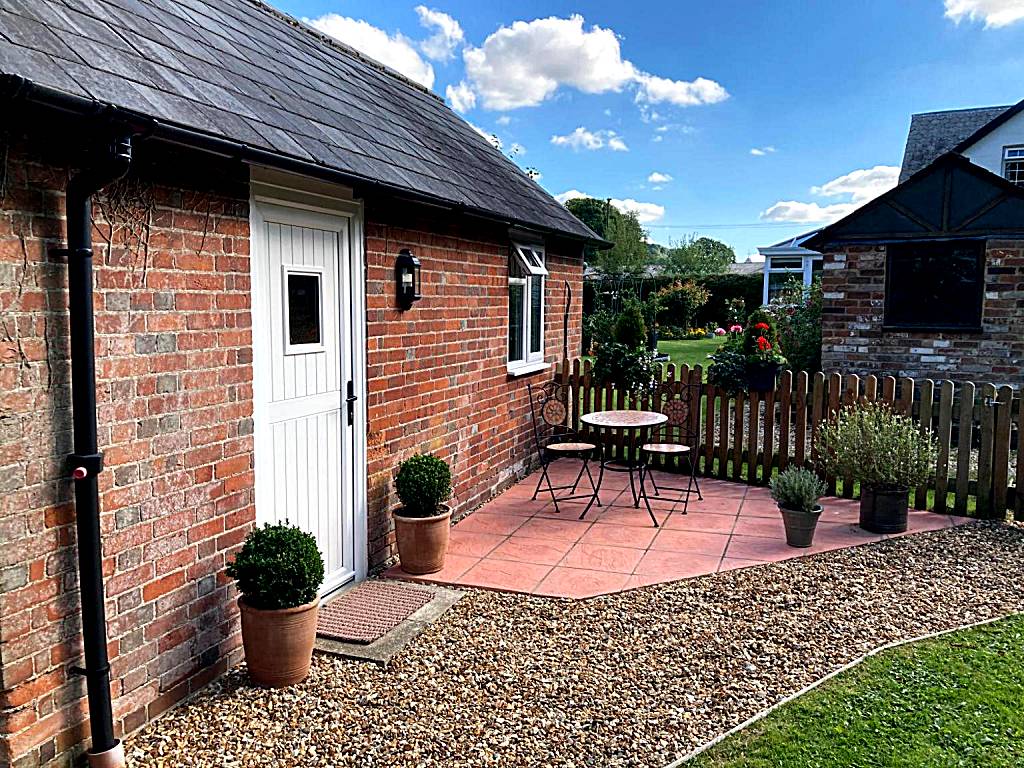 Hunters Moon B&B (North Tidworth)