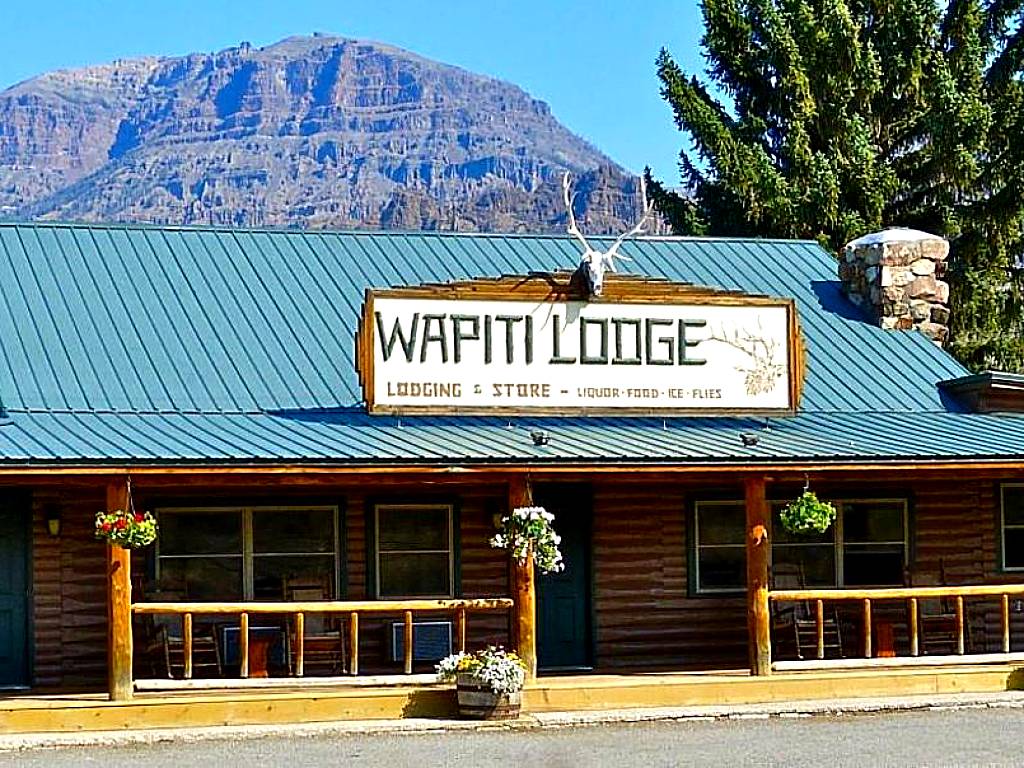 Wapiti Lodge (Wapiti)