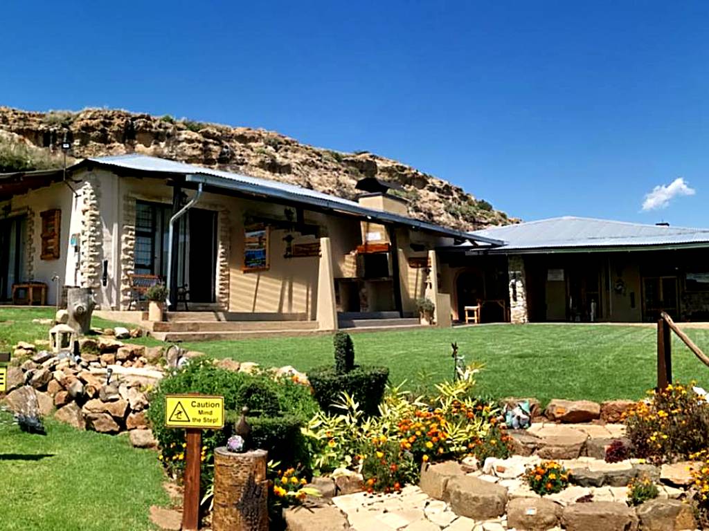 Thaba Lapeng Mountain Escape