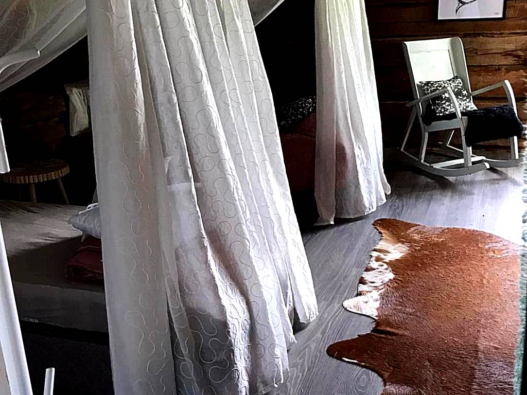 Päivin pirtti - Pirttikahvila ja B&B (Luosto)