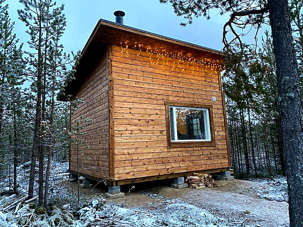 Aurora Husky Hut (Inari)