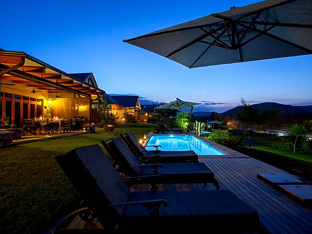Kambaku River Lodge