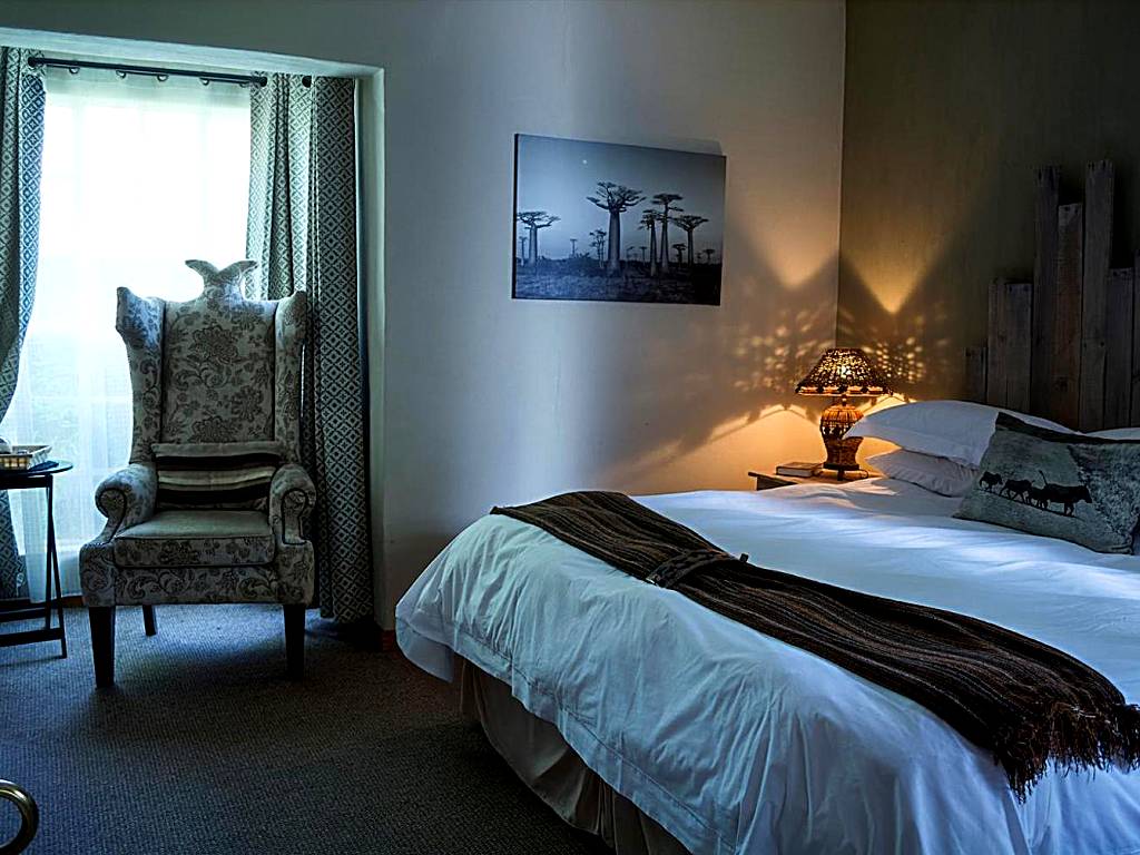 Riverbush Lodge Guesthouse