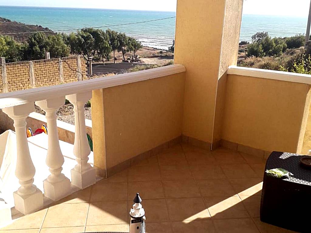 AL FARO