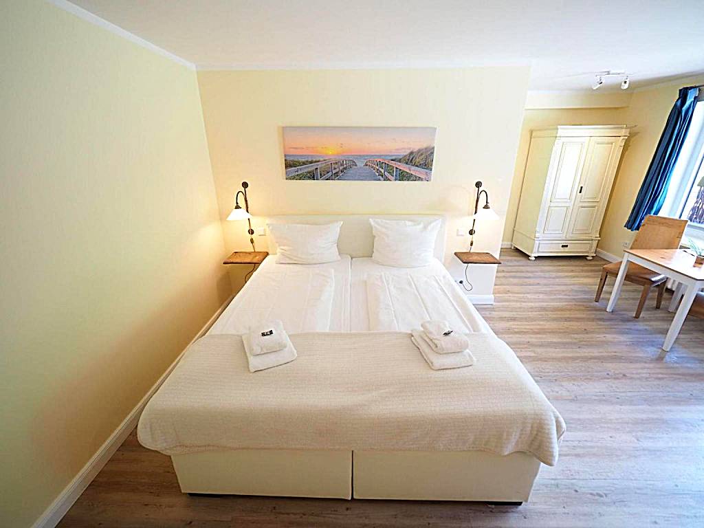 Hotel-Wagenknecht-Doppelzimmer-14 (Westerland)