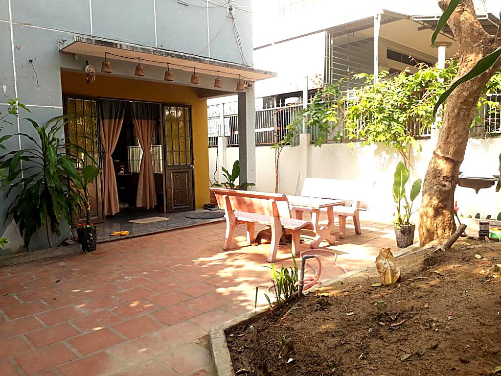 Domino Homestay