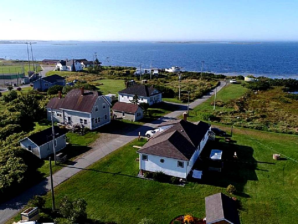 Mama`s By The Sea B&B (Clark's Harbour)