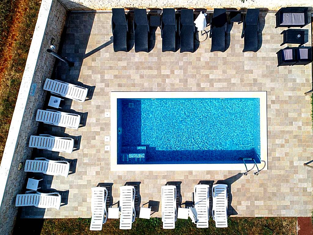 Apartments Villa Adamović