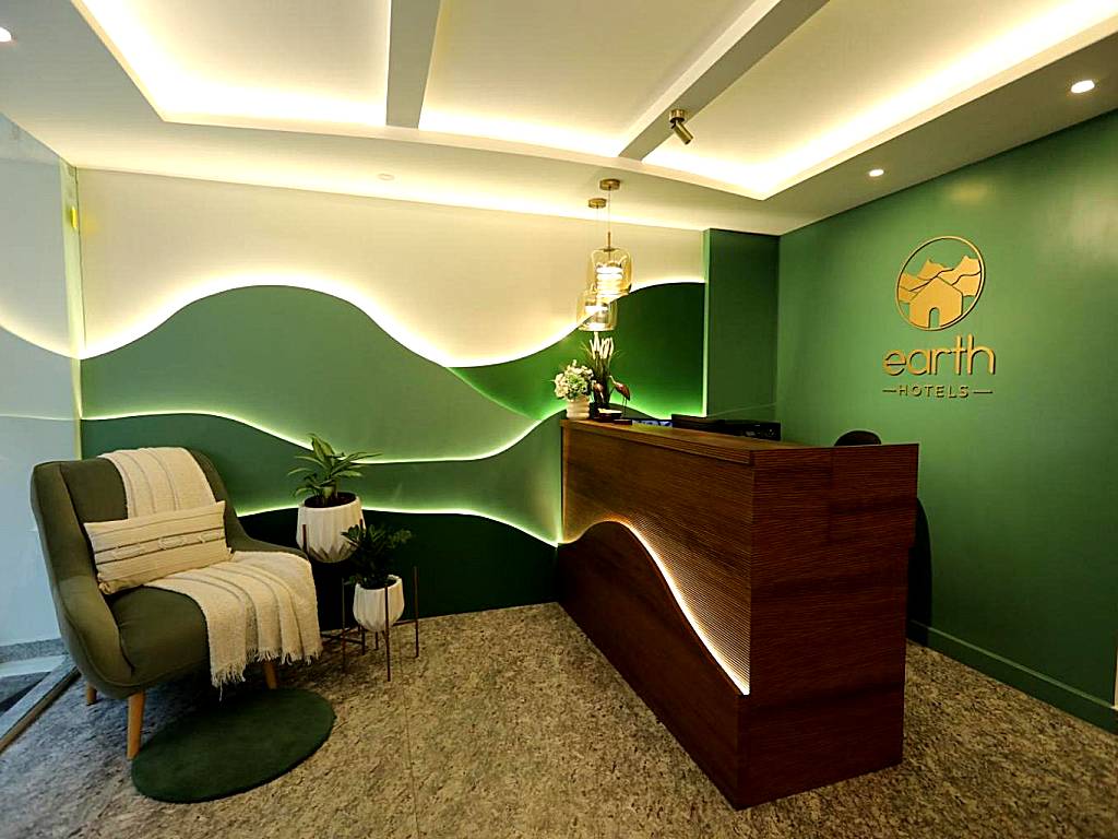 Earth Hotels