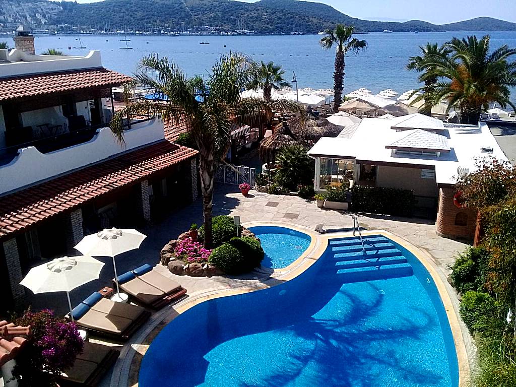 UzHan Beach Hotel