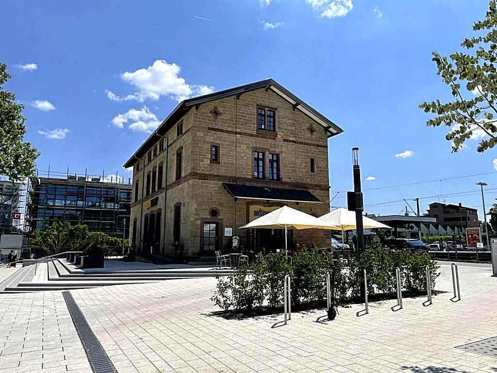 Hotel-am-Bahnhof Stuttgart-Ditzingen