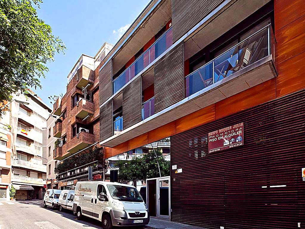 My Space Barcelona Executive Apartments Center