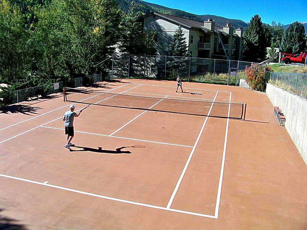 Sandstone Creek Club Condominiums (Vail)