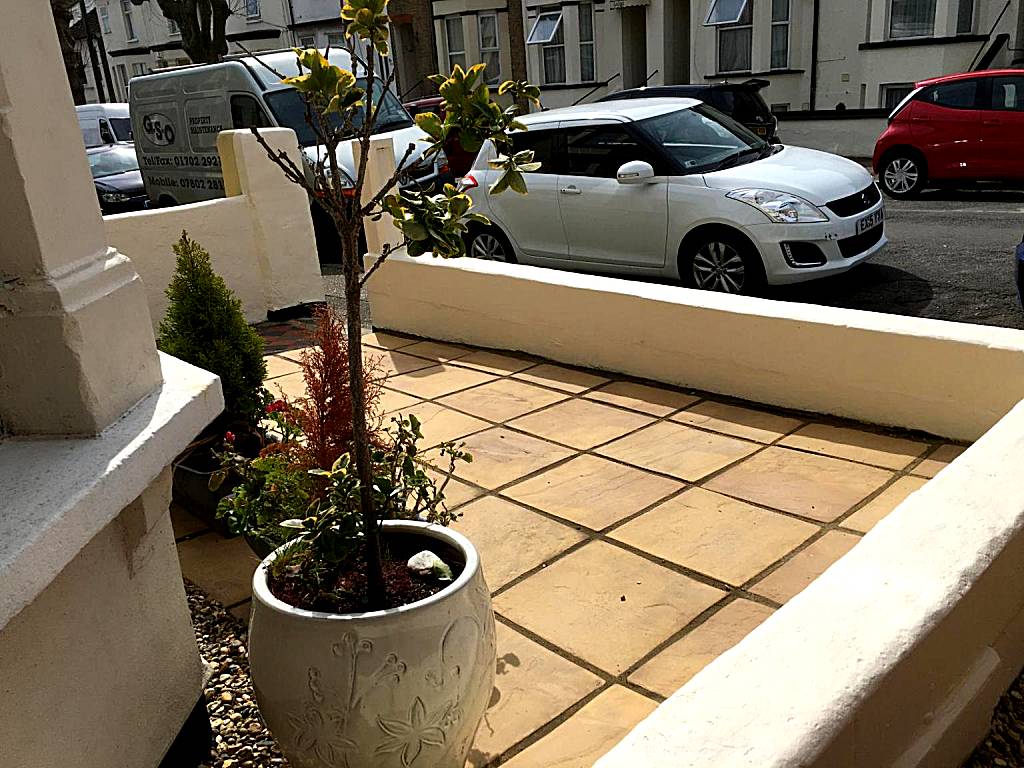 CARIS Guest House (Southend-on-Sea)