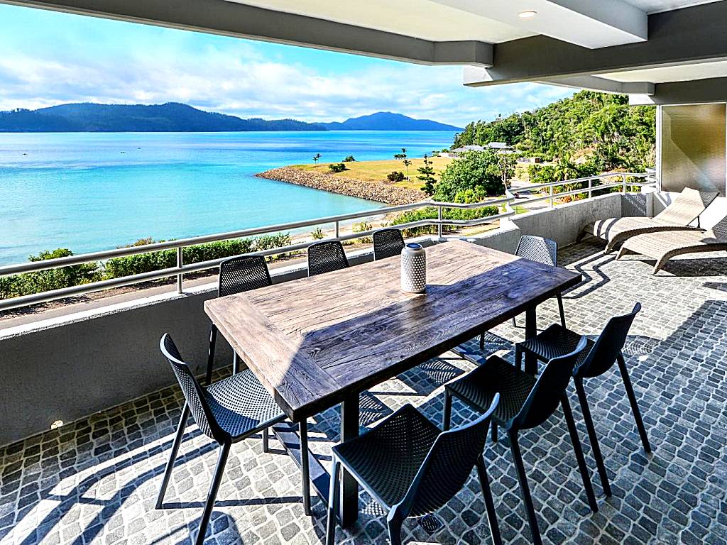 Fully Renovated Frangipani Beach Front Apartments