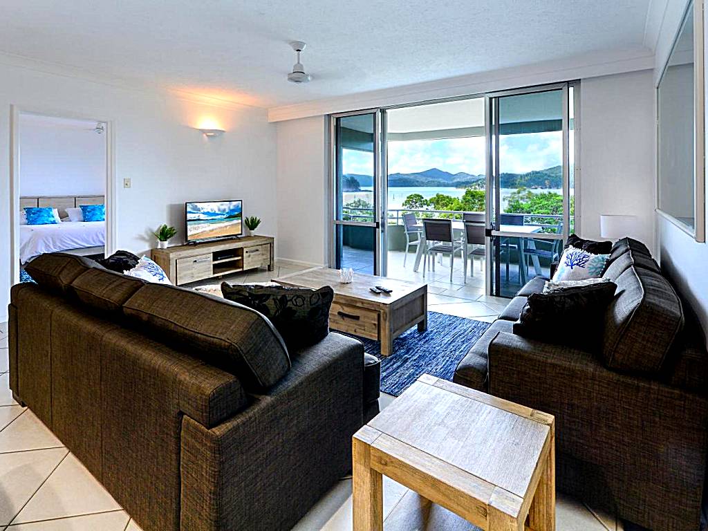 Beach Front Lagoon Lodge Apartments