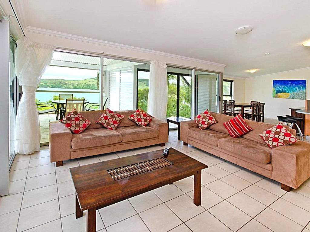Oasis Apartments
