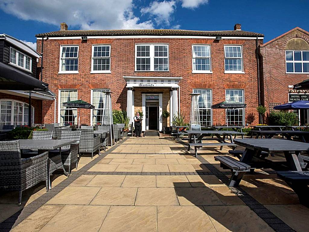The Old Hall Hotel (Caister-on-Sea)
