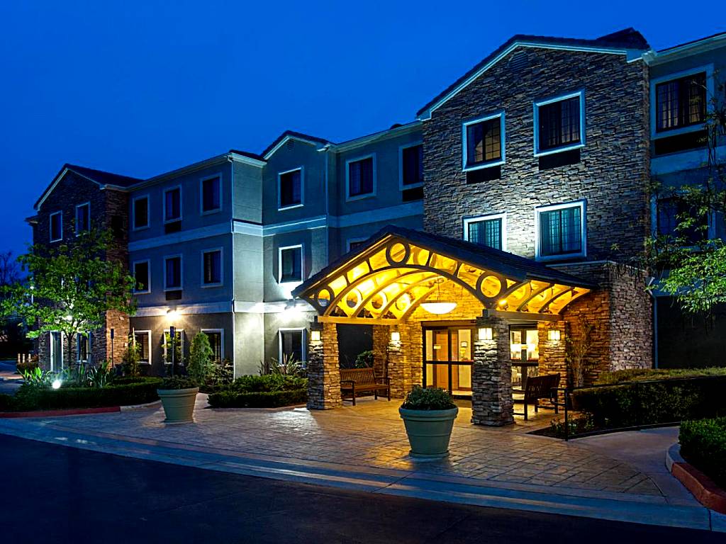 Staybridge Suites Irvine East/Lake Forest (Lake Forest)