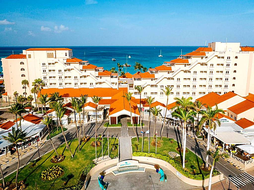 Playa Linda Beach Resort