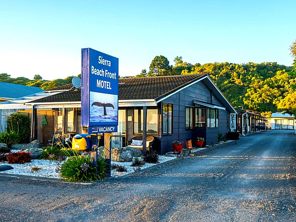 Sierra Beachfront Motel