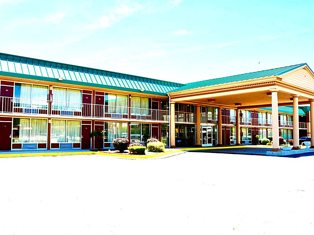 Red Roof Inn & Suites Cave City (Cave City)