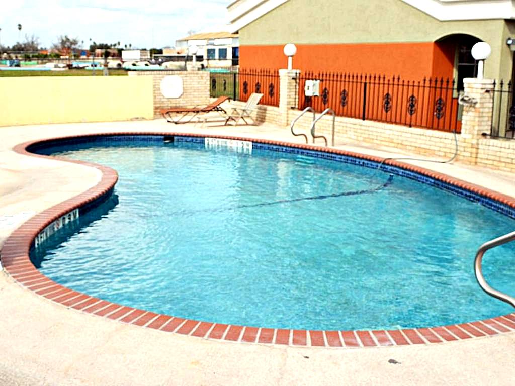 Aloha Inn