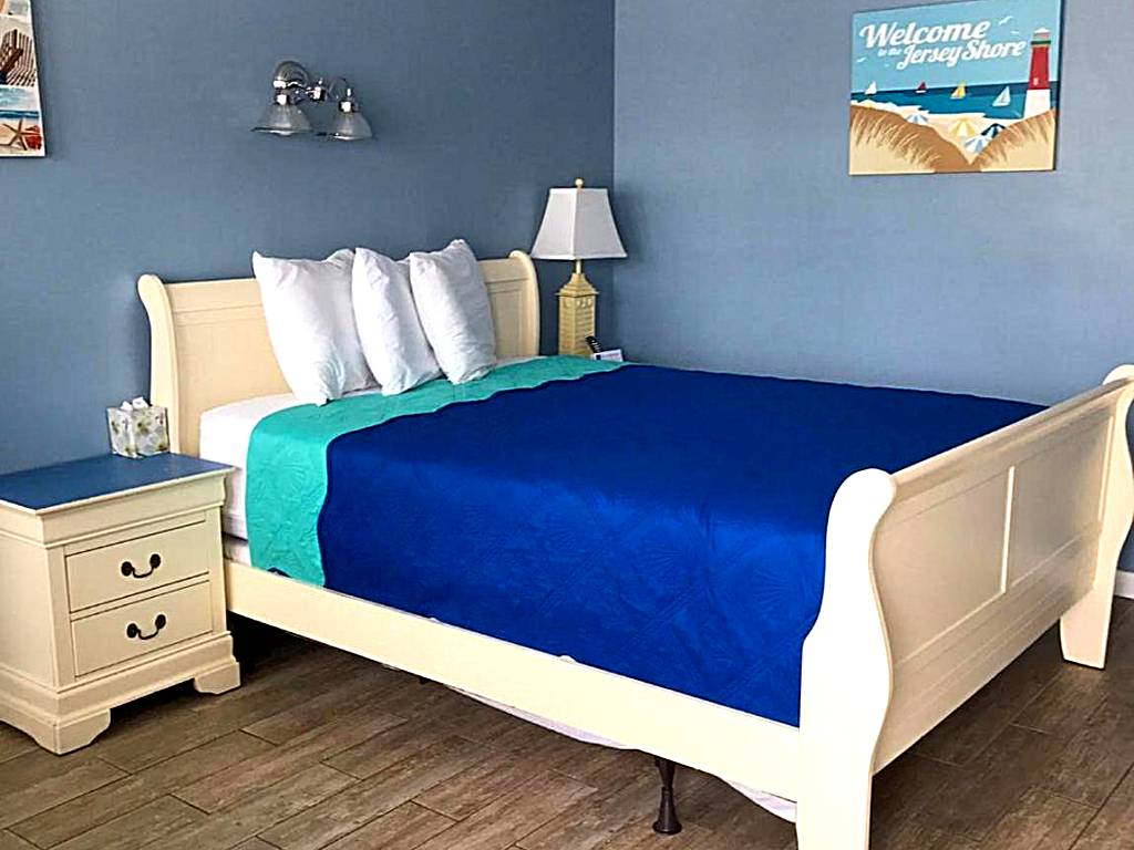 Pelican Point Motel