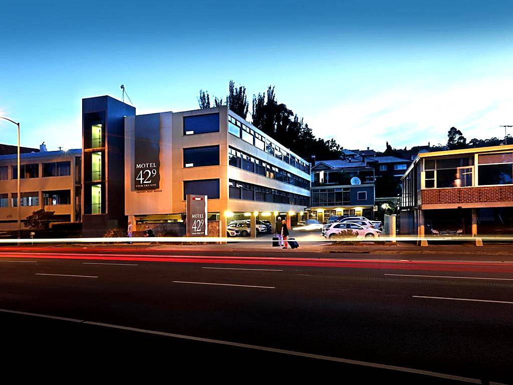 Motel 429 (Hobart)