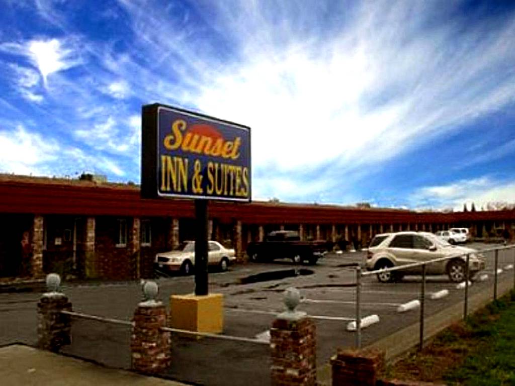 Sunset Inn and Suites West Sacramento