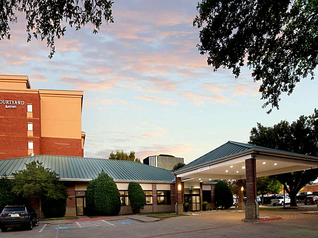Courtyard Dallas Addison Quorum Drive