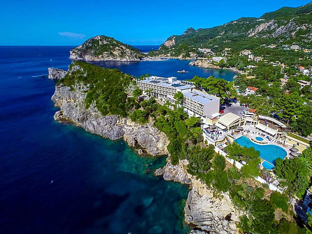 Akrotiri Beach Resort Hotel (Paleokastritsa)