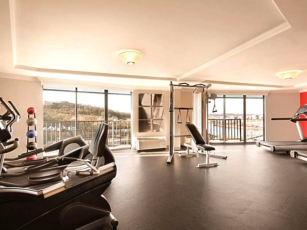 Radisson Hotel Cincinnati Riverfront