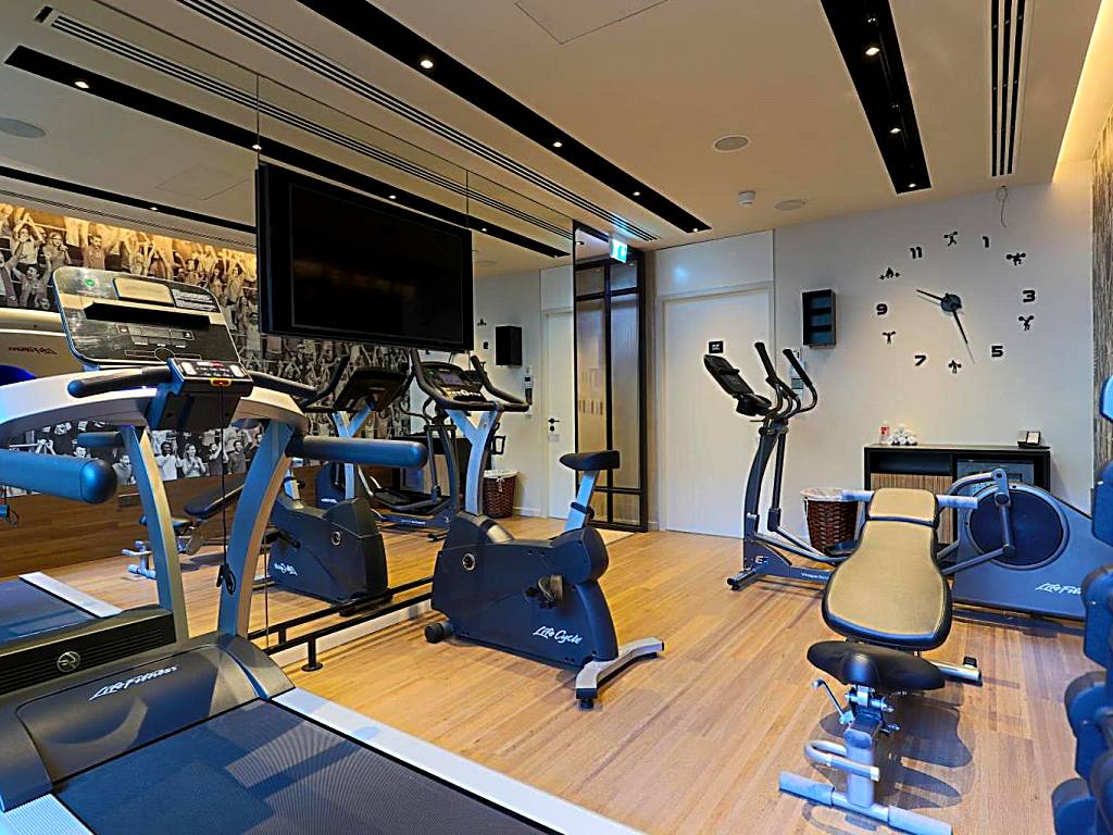 Hotel Indigo Larnaca - Adults Only, an IHG Hotel