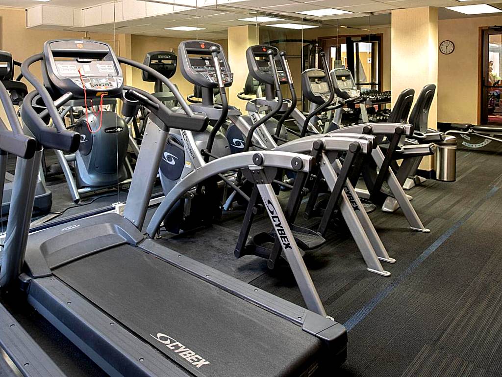 MCM Elegante Hotel & Suites Lubbock