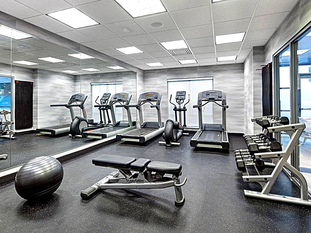 Fairfield Inn & Suites by Marriott Toronto Mississauga