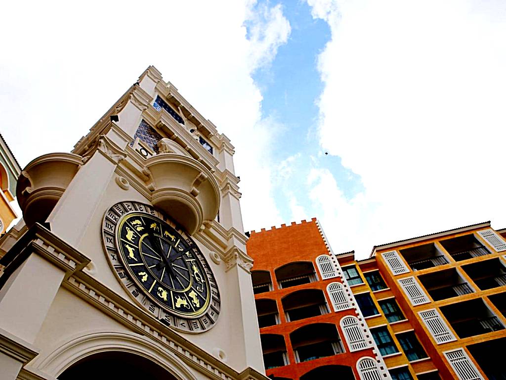 Venetian Poseidon Pool Hotel