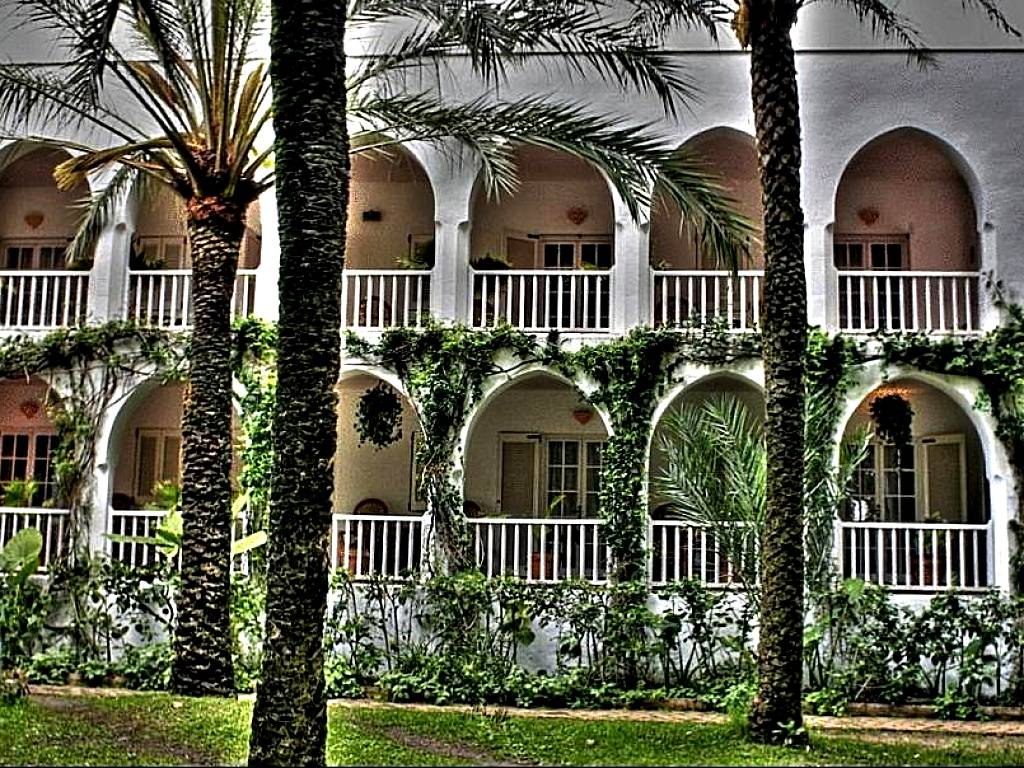 Hurricane Beach Hotel