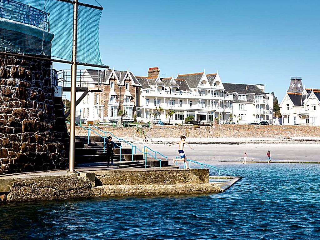 Ommaroo Hotel (Saint Helier Jersey)