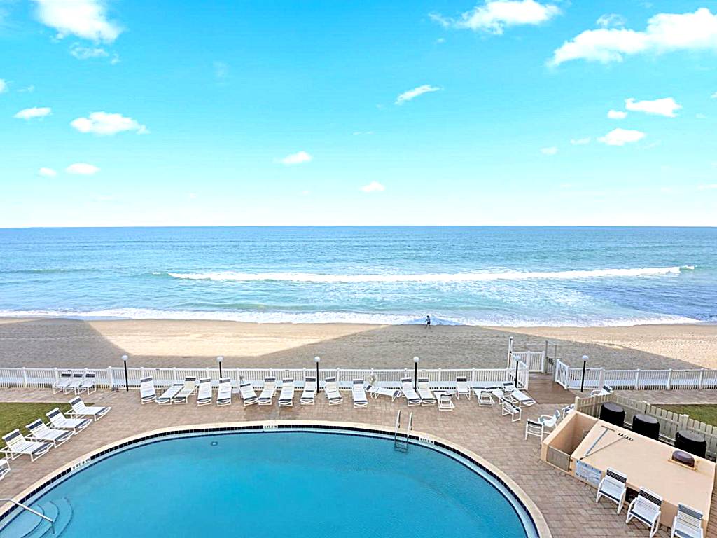 Paradise Beach Club - Oceanfront and Penthouse