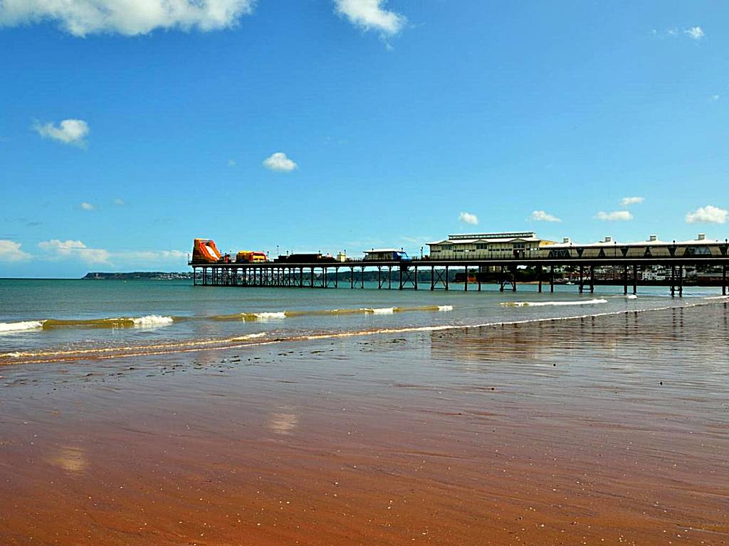 Torland Seafront Hotel - all rooms en-suite (Paignton)