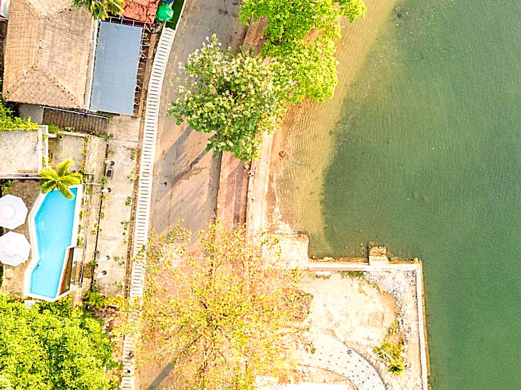 Saravoan-Kep Hotel