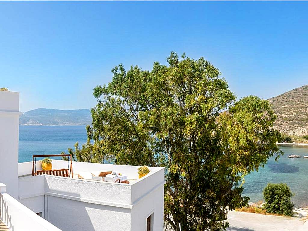 Villa Notos (Adamas)