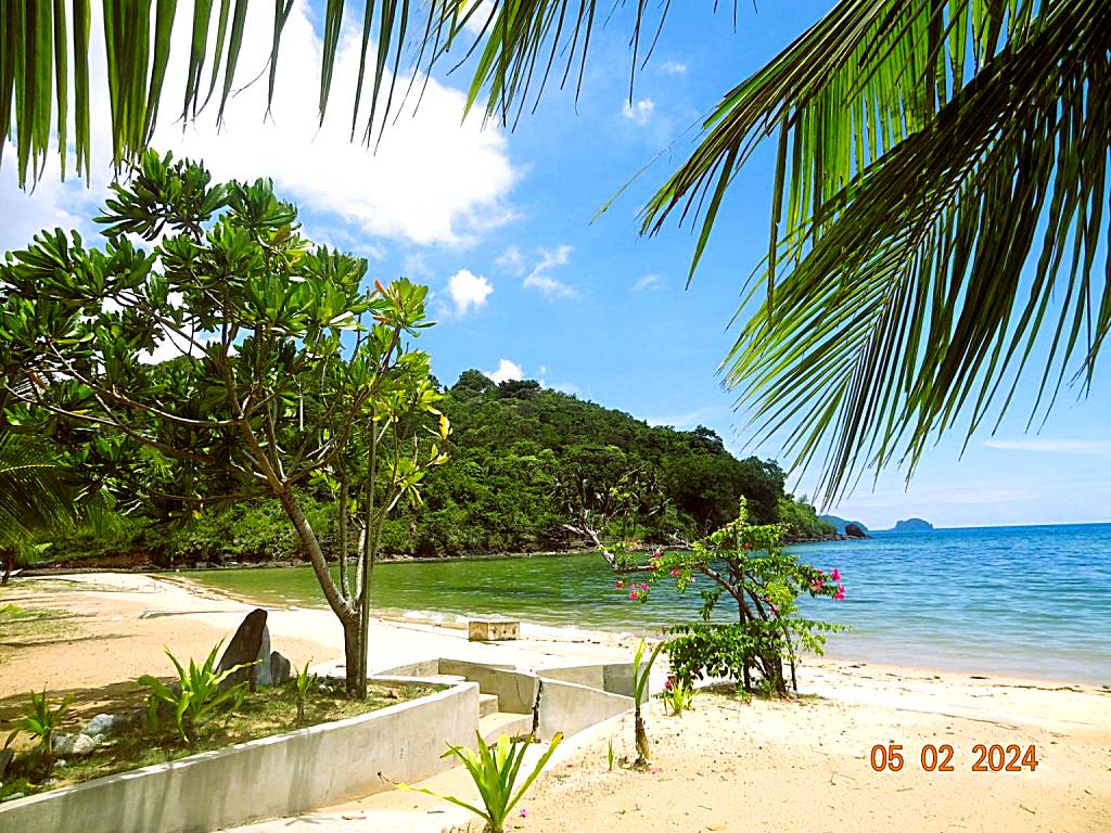 MG Chateau Resort (El Nido)