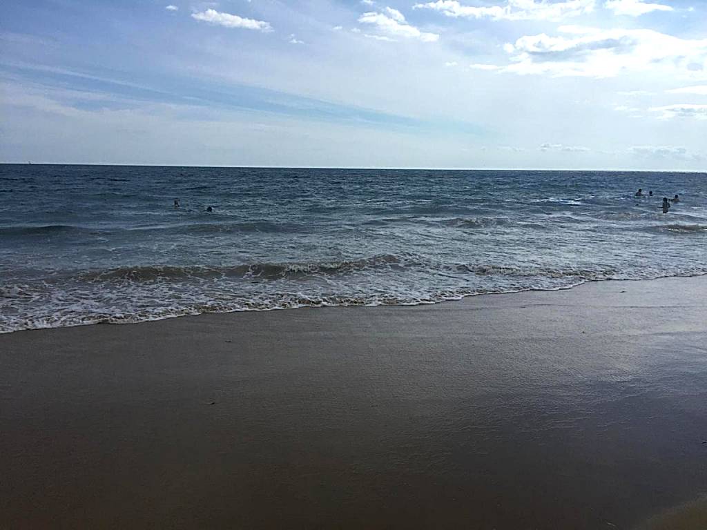 Misquamicut Beach Front Inn