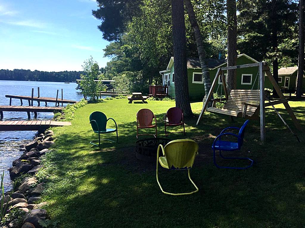 Rainbow's End Resort Camp (Chetek)
