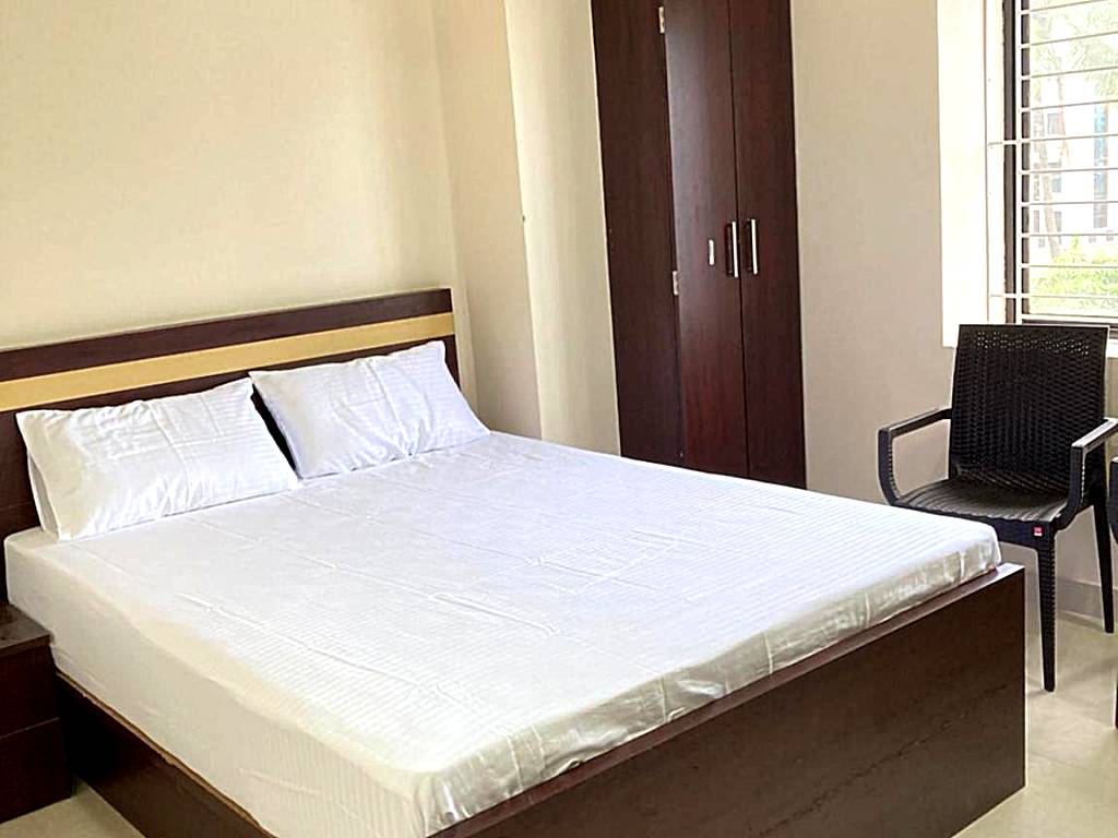 Hotel City View: Standard Double or Twin Room