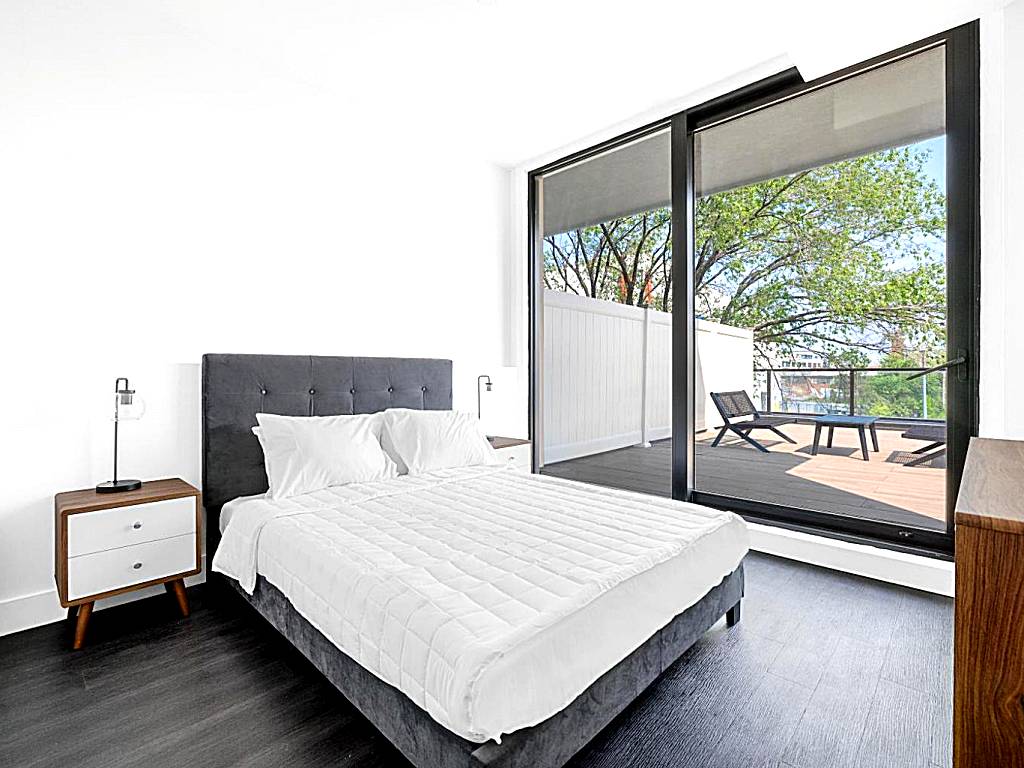 The Bogart by LuxUrban: Single Room with Terrace