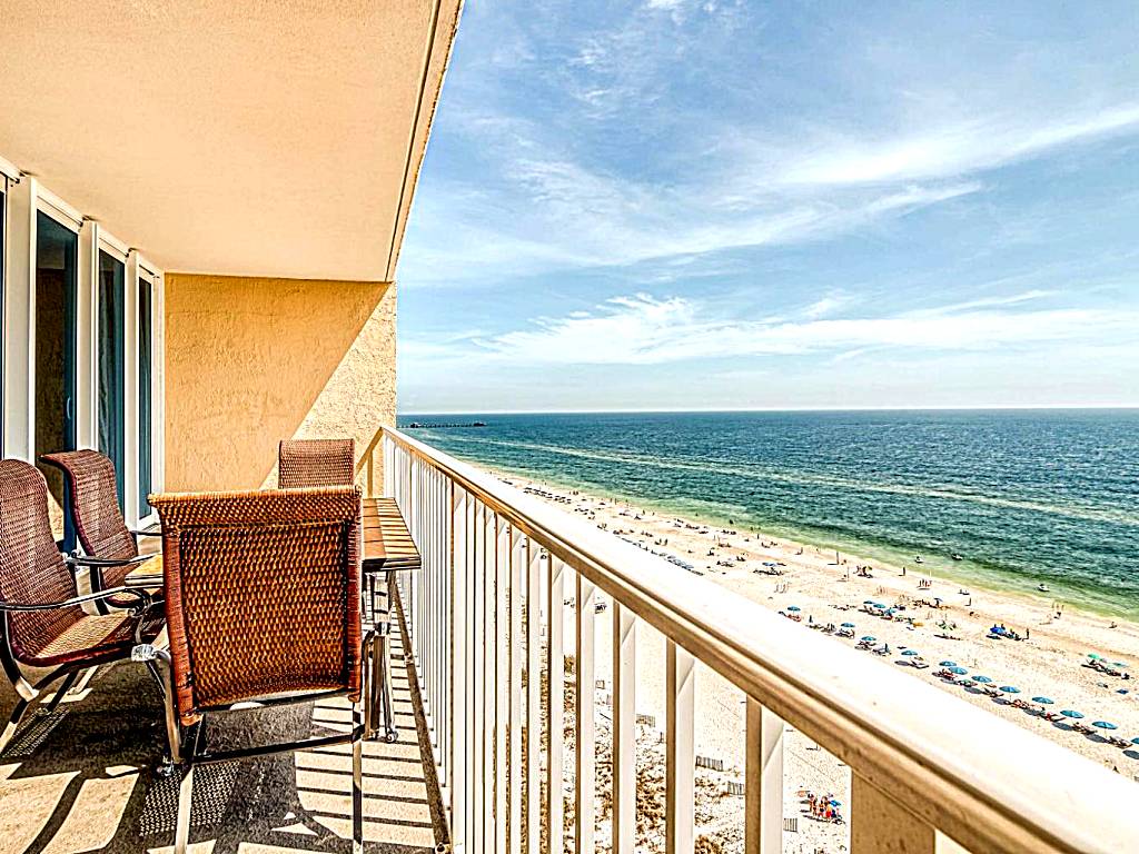 San Carlos #1208: Two Bedroom Apartment