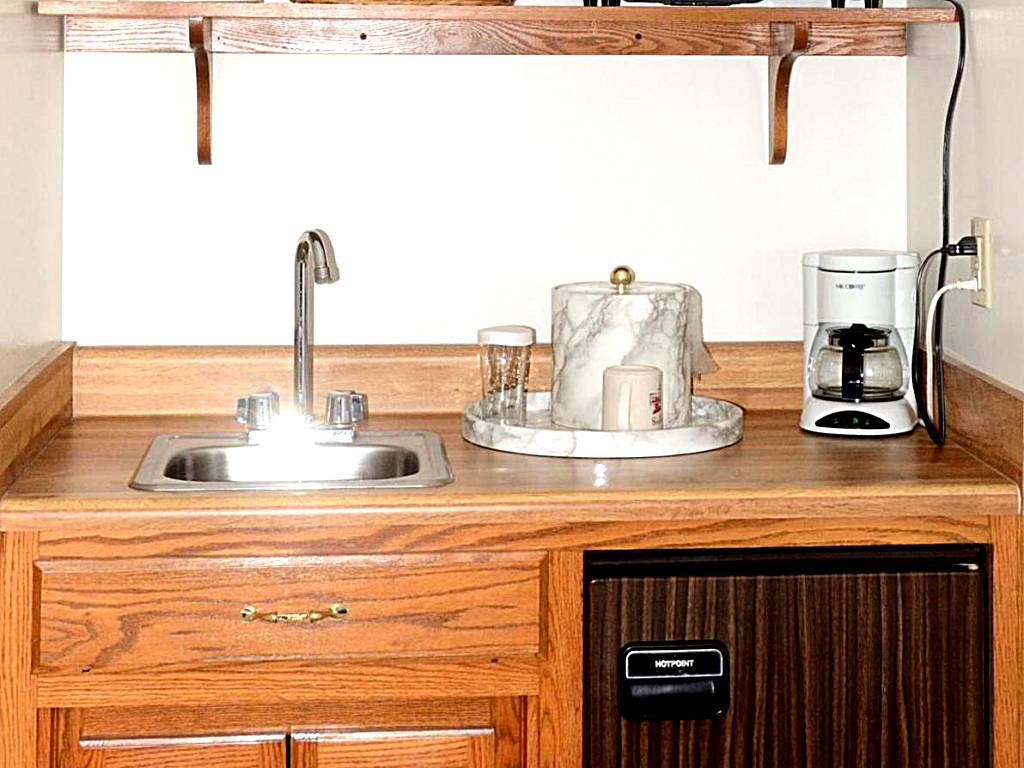 Four Seasons Country Inn: Executive King Room (Glasgow)